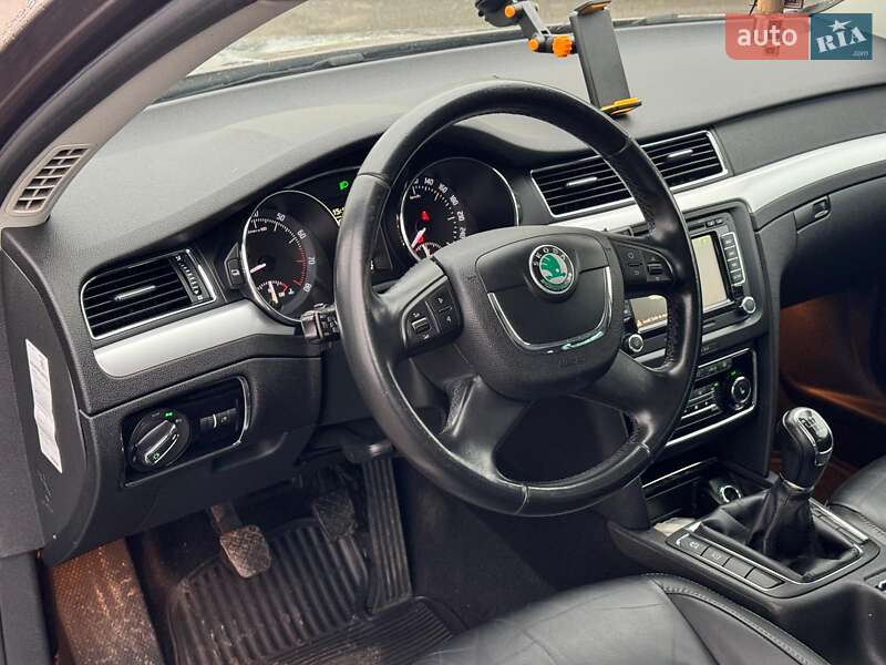 Универсал Skoda Superb 2010 в Виннице фото 16 Универсал Skoda Superb 2010 в Виннице