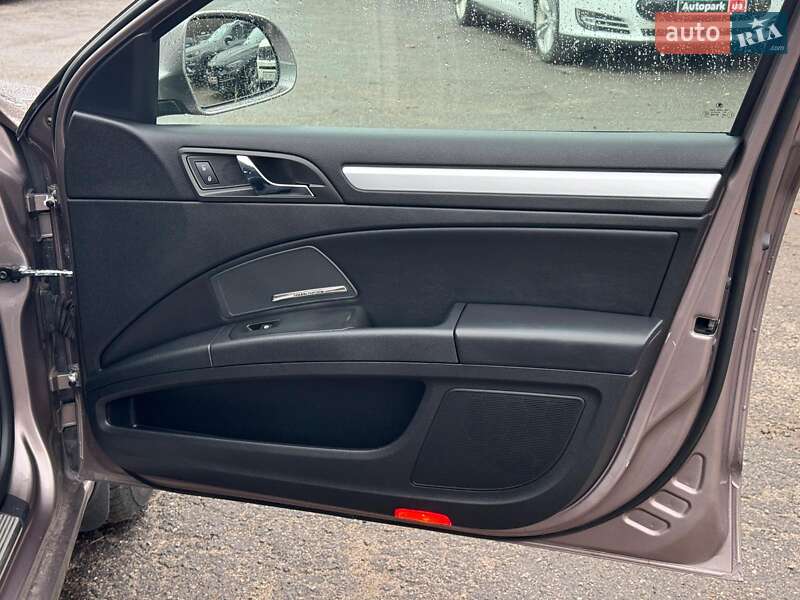Универсал Skoda Superb 2010 в Виннице фото 24 Универсал Skoda Superb 2010 в Виннице