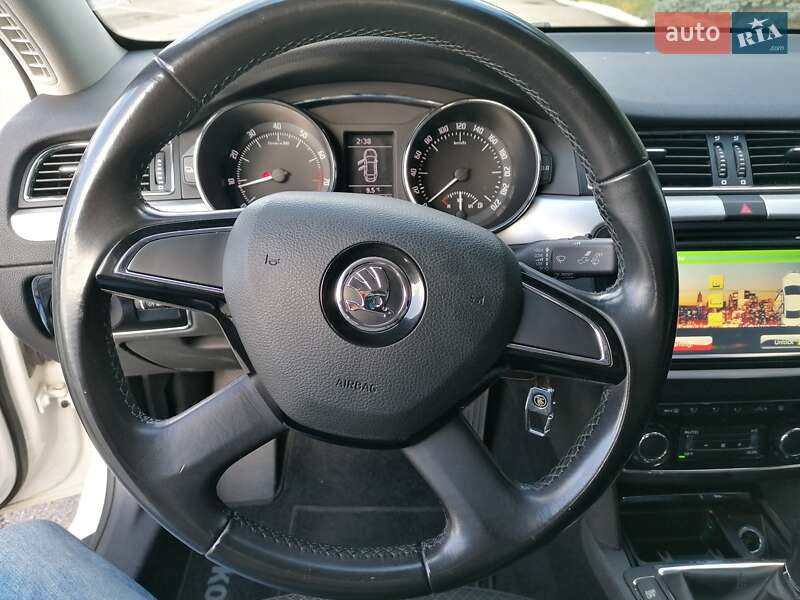 Лифтбек Skoda Superb 2013 в Харькове