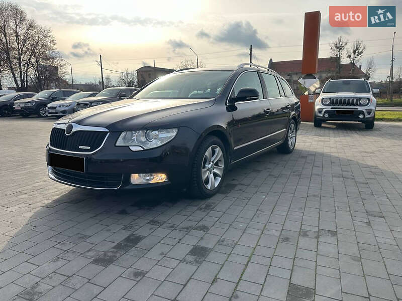 Skoda Superb 2012 Skoda Superb 2012