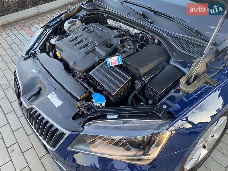 Ліфтбек Skoda Superb 2017 в Ужгороді
