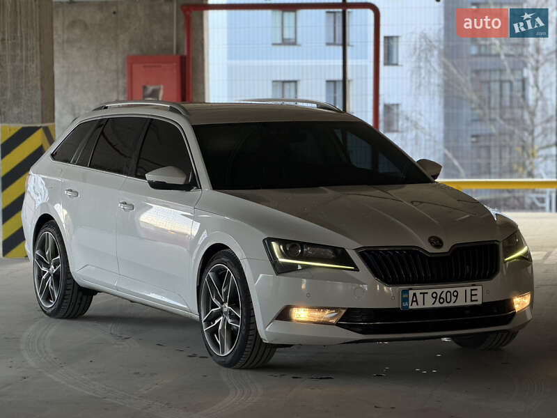 Універсал Skoda Superb 2018 в Івано-Франківську