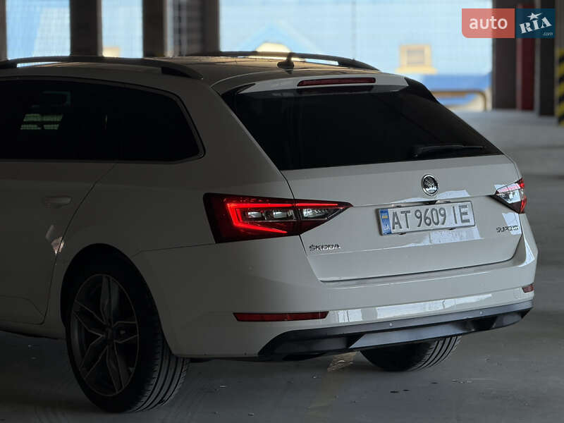 Універсал Skoda Superb 2018 в Івано-Франківську