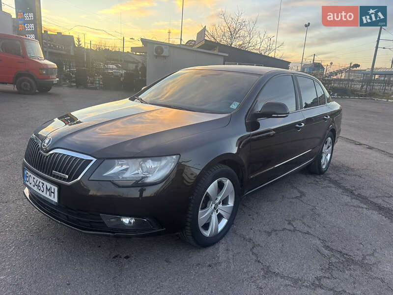 Skoda Superb 2013 Skoda Superb 2013