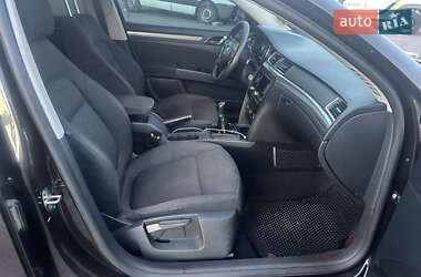 Лифтбек Skoda Superb 2013 в Львове