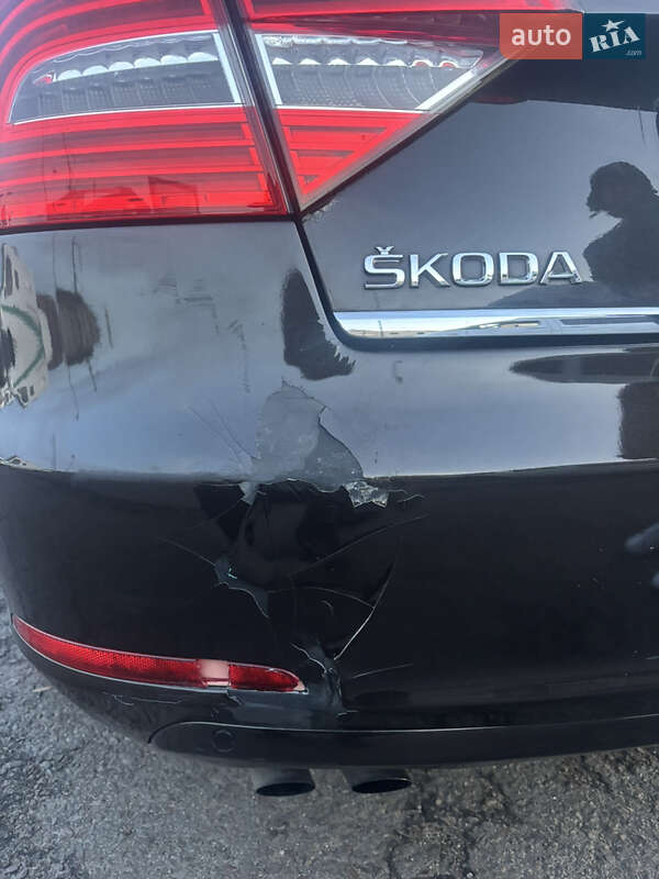 Ліфтбек Skoda Superb 2013 в Львові