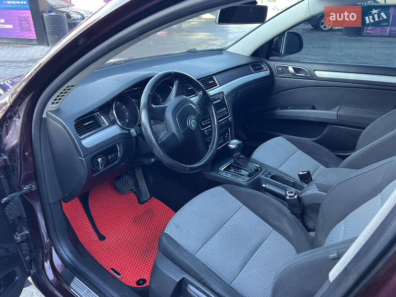 Ліфтбек Skoda Superb 2010 в Львові