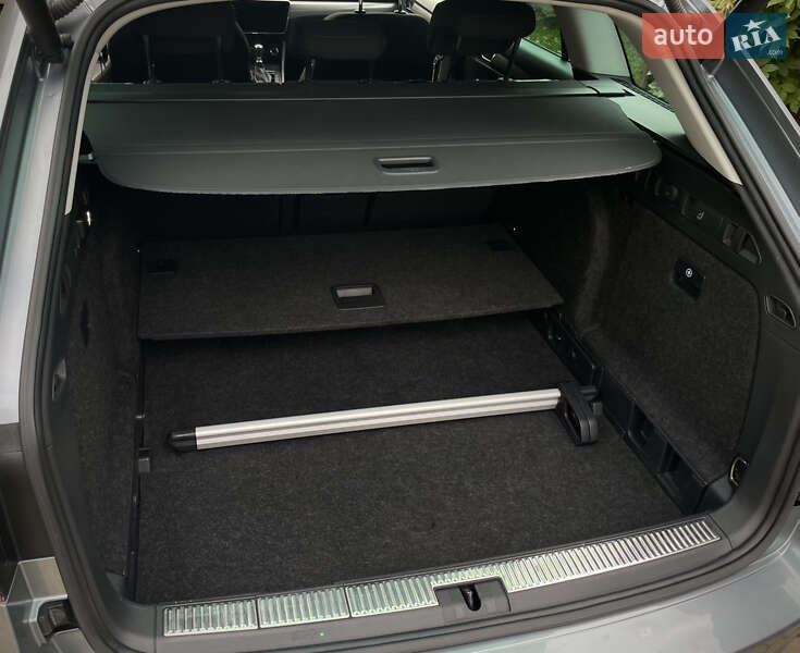 Универсал Skoda Superb 2020 в Мукачево