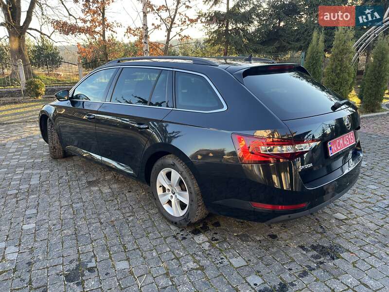Універсал Skoda Superb 2018 в Золочеві