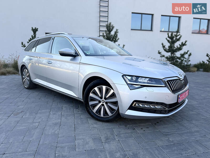 Універсал Skoda Superb 2023 в Луцьку