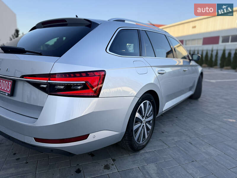 Універсал Skoda Superb 2023 в Луцьку
