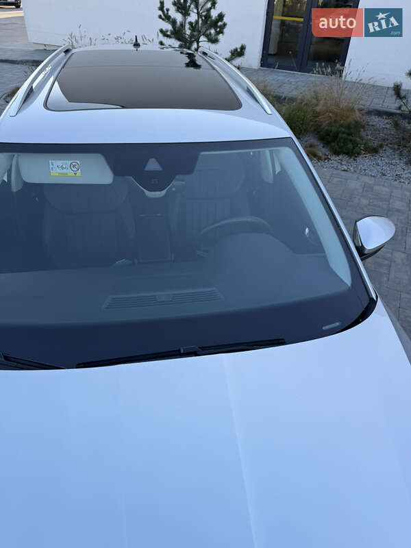 Універсал Skoda Superb 2023 в Луцьку