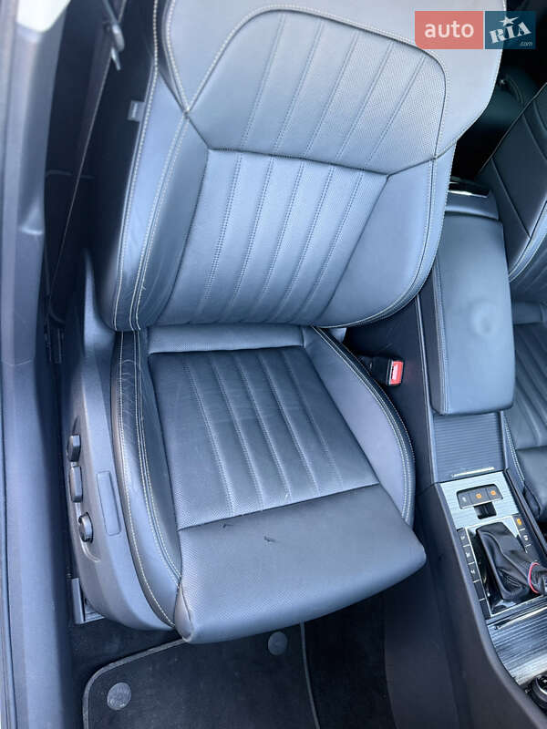 Універсал Skoda Superb 2023 в Луцьку