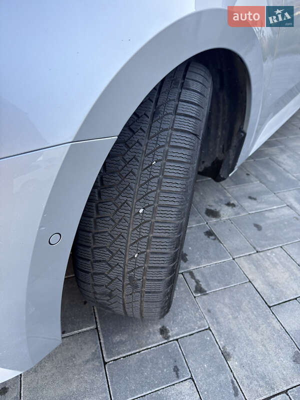 Універсал Skoda Superb 2023 в Луцьку