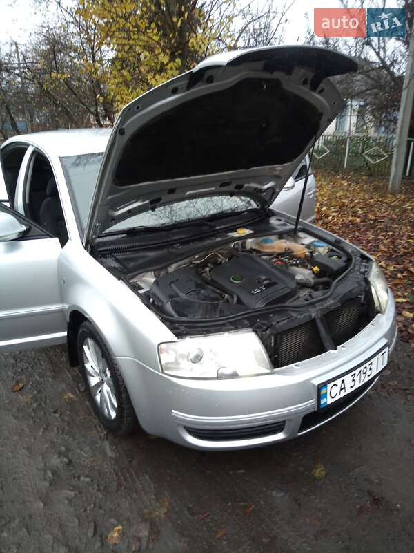 Лифтбек Skoda Superb 2008 в Умани