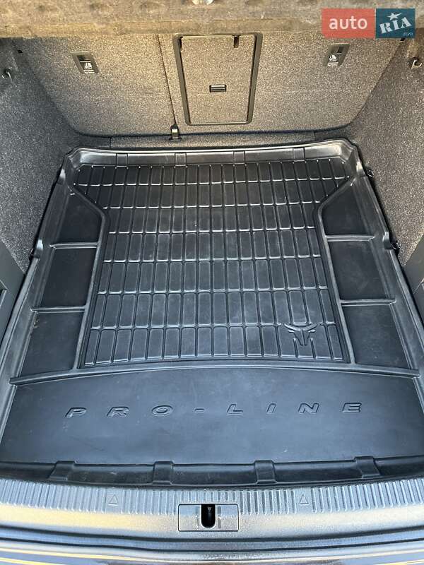 Ліфтбек Skoda Superb 2018 в Стрию