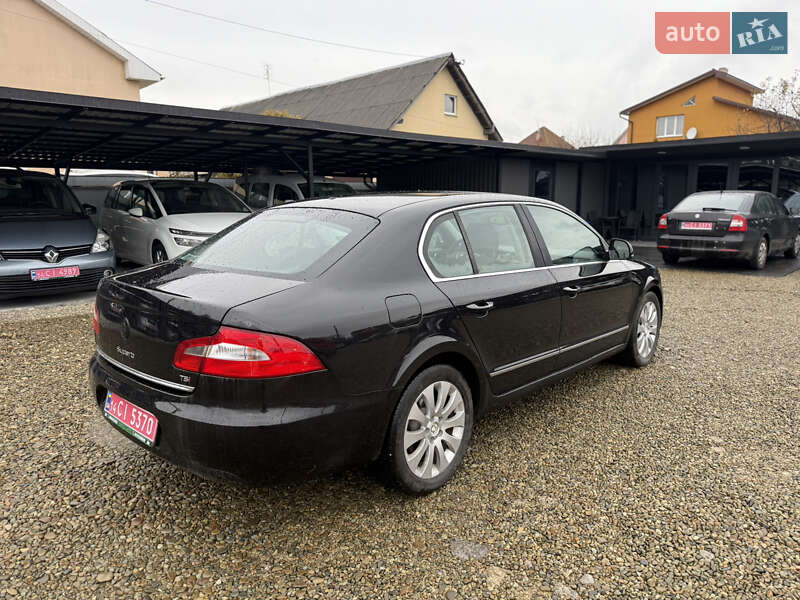 Ліфтбек Skoda Superb 2011 в Калуші
