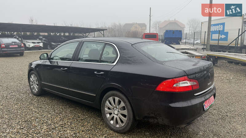 Ліфтбек Skoda Superb 2011 в Калуші
