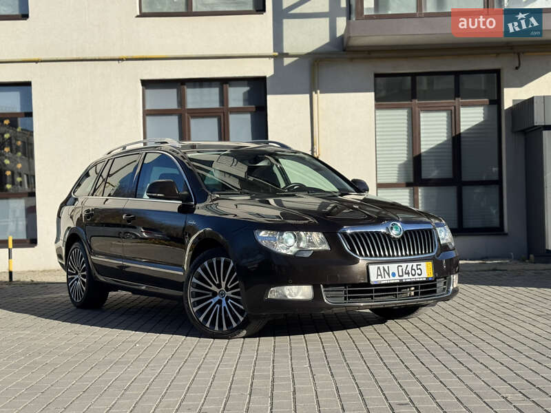 Универсал Skoda Superb 2012 в Кременце