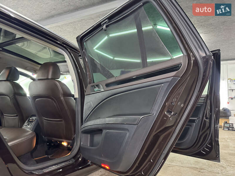 Универсал Skoda Superb 2012 в Кременце