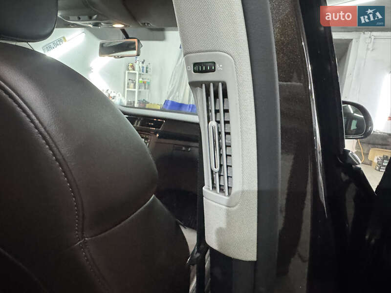 Универсал Skoda Superb 2012 в Кременце