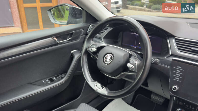 Универсал Skoda Superb 2022 в Сваляве