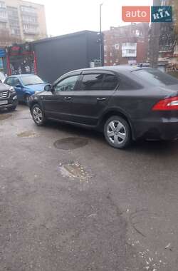 Ліфтбек Skoda Superb 2011 в Тернополі