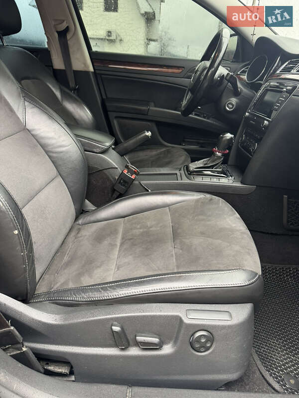 Лифтбек Skoda Superb 2012 в Делятине