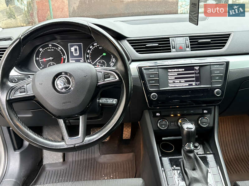 Универсал Skoda Superb 2015 в Мукачево