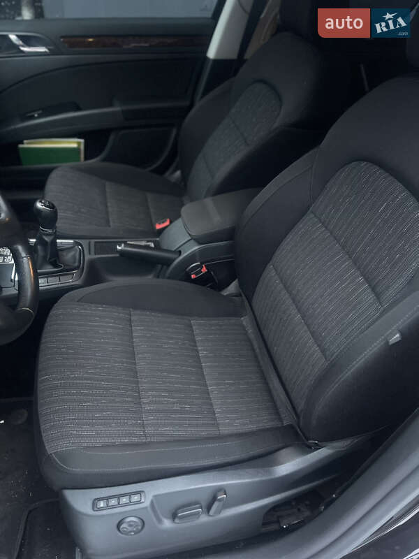 Лифтбек Skoda Superb 2014 в Львове