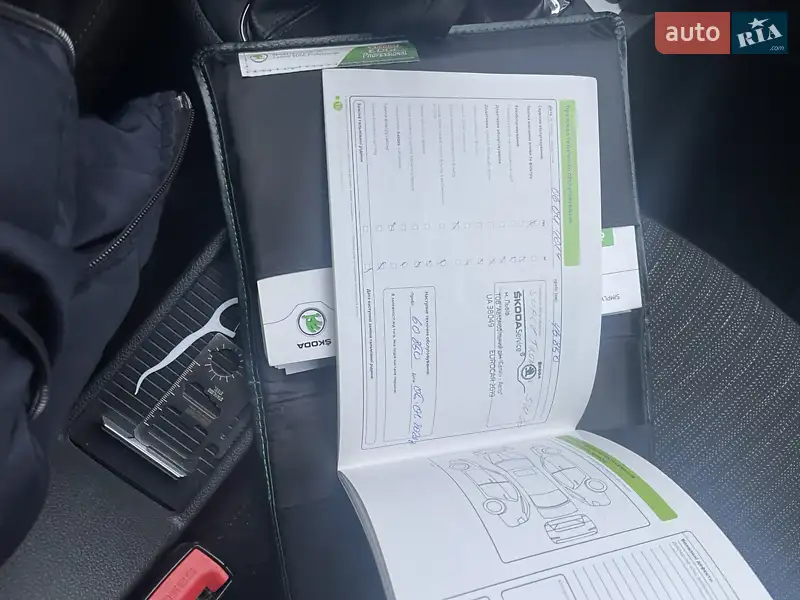 Лифтбек Skoda Superb 2014 в Львове документ