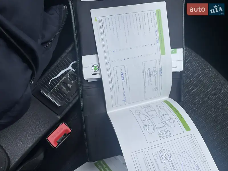 Лифтбек Skoda Superb 2014 в Львове документ