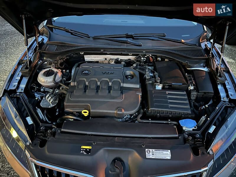 Ліфтбек Skoda Superb 2015 в Дрогобичі