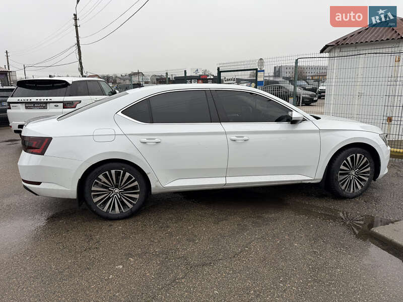 Ліфтбек Skoda Superb 2018 в Києві фото 6 Ліфтбек Skoda Superb 2018 в Києві