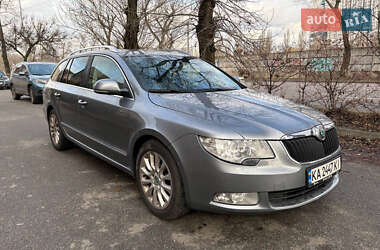 Универсал Skoda Superb 2012 в Киеве