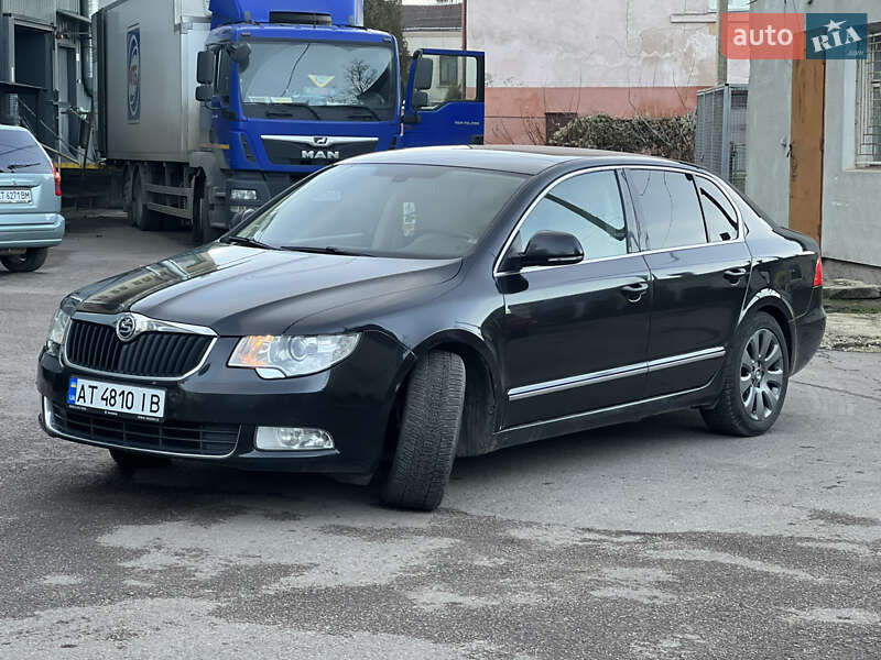 Лифтбек Skoda Superb 2010 в Ивано-Франковске