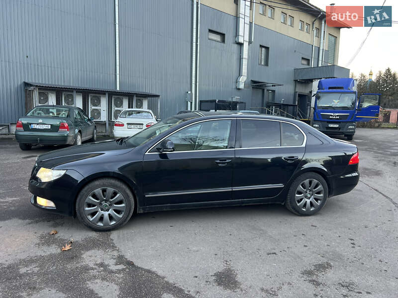 Лифтбек Skoda Superb 2010 в Ивано-Франковске