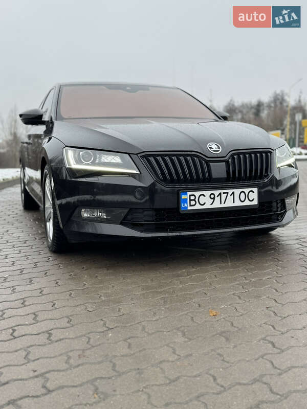 Лифтбек Skoda Superb 2019 в Бродах
