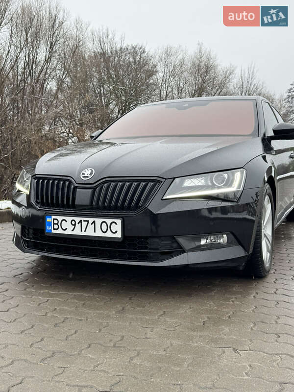 Лифтбек Skoda Superb 2019 в Бродах