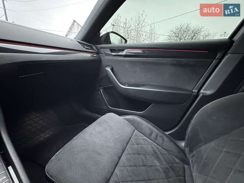 Лифтбек Skoda Superb 2019 в Бродах