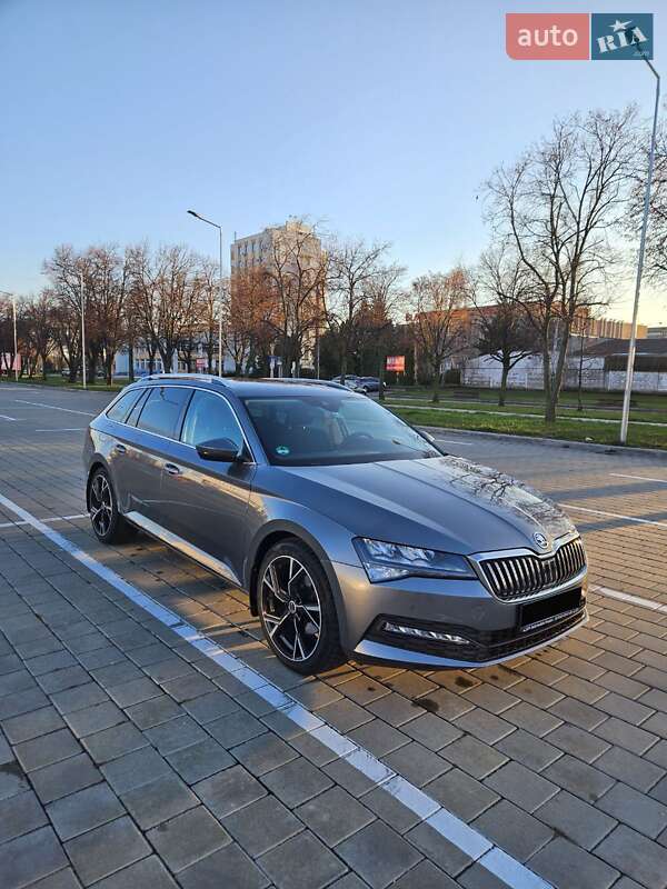 Skoda Superb 2022