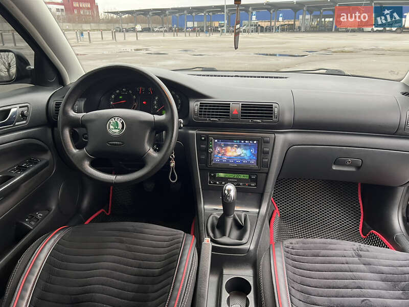 Лифтбек Skoda Superb 2005 в Харькове