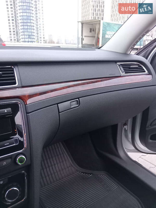 Лифтбек Skoda Superb 2013 в Киеве