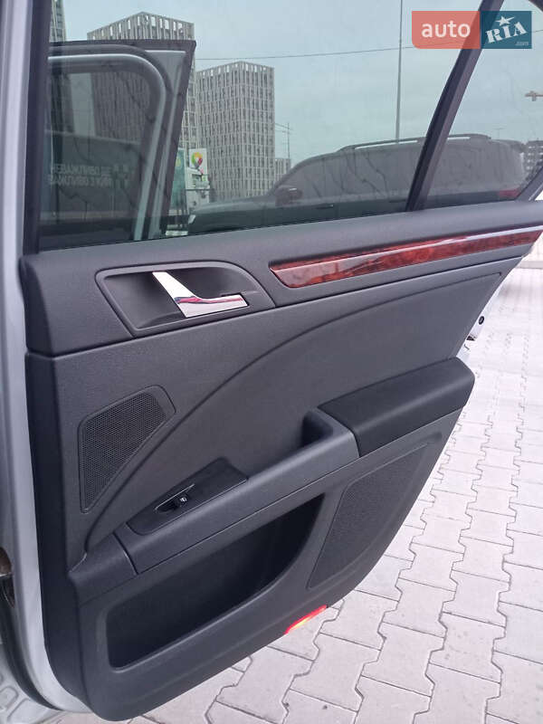 Лифтбек Skoda Superb 2013 в Киеве