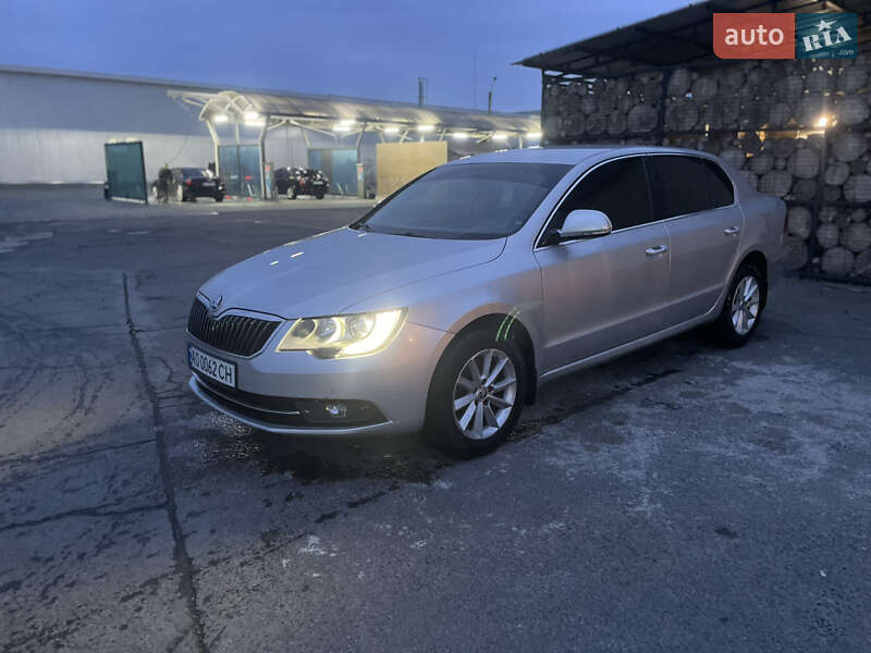 Ліфтбек Skoda Superb 2014 в Виноградові фото 4 Ліфтбек Skoda Superb 2014 в Виноградові