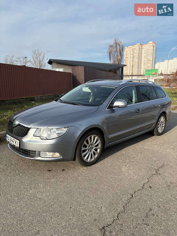 Универсал Skoda Superb 2012 в Киеве