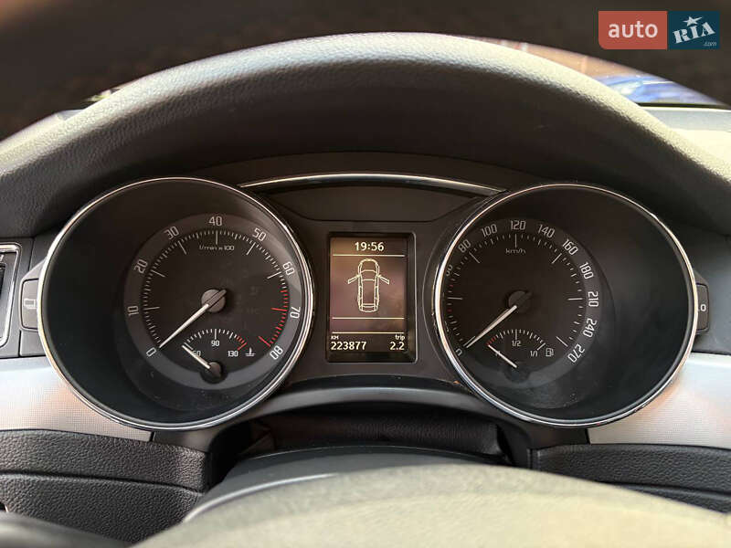 Универсал Skoda Superb 2012 в Киеве