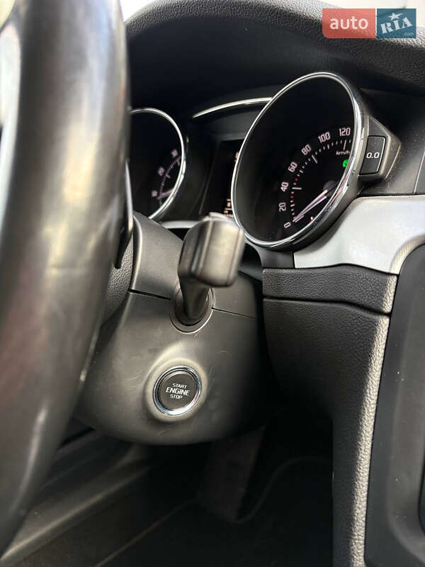 Универсал Skoda Superb 2012 в Киеве