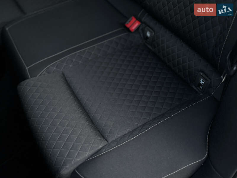 Універсал Skoda Superb 2022 в Дрогобичі