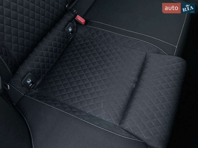 Універсал Skoda Superb 2022 в Дрогобичі